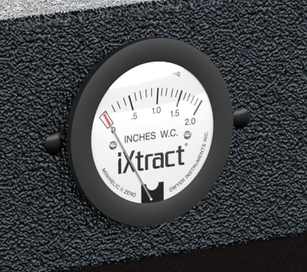 iXtract Integrated Downdraught Bench - Pressure Differential Gauge
